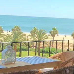 https://mirando-al-mar-primera-linea-de-playa.es-andalucia.com